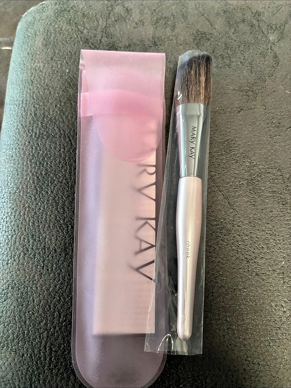 Mary Kay Cheek Brush Pink & Silver NWT